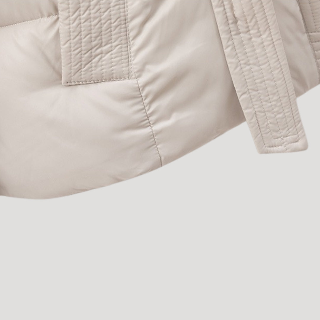 Vinterjacka för damer med huva och bälte