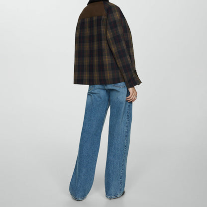 Damjacka med varm rutmönster och mjuk pälskrage